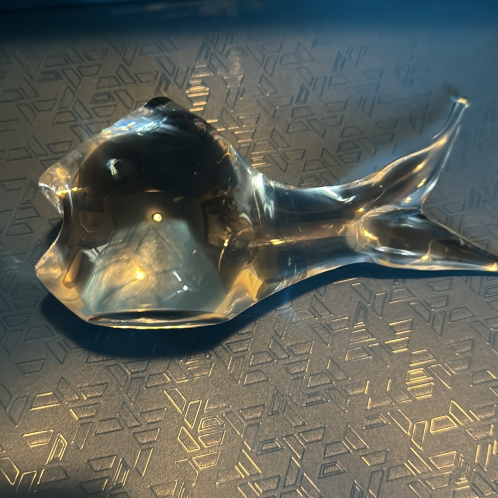 Slode Fish paperweight - Picture 4 of 6